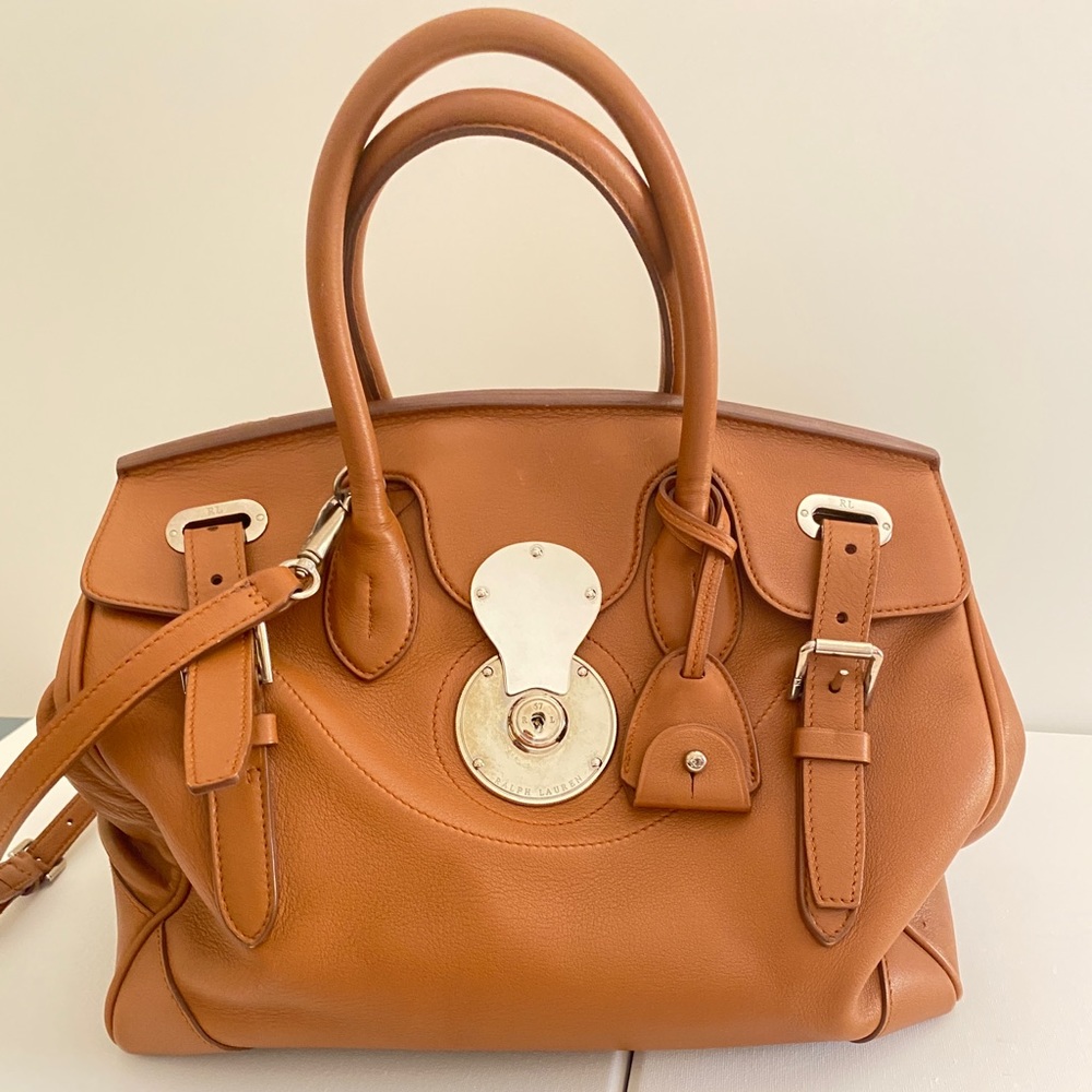 Calfskin Ricky 33. Pre-owned. Very good condition.